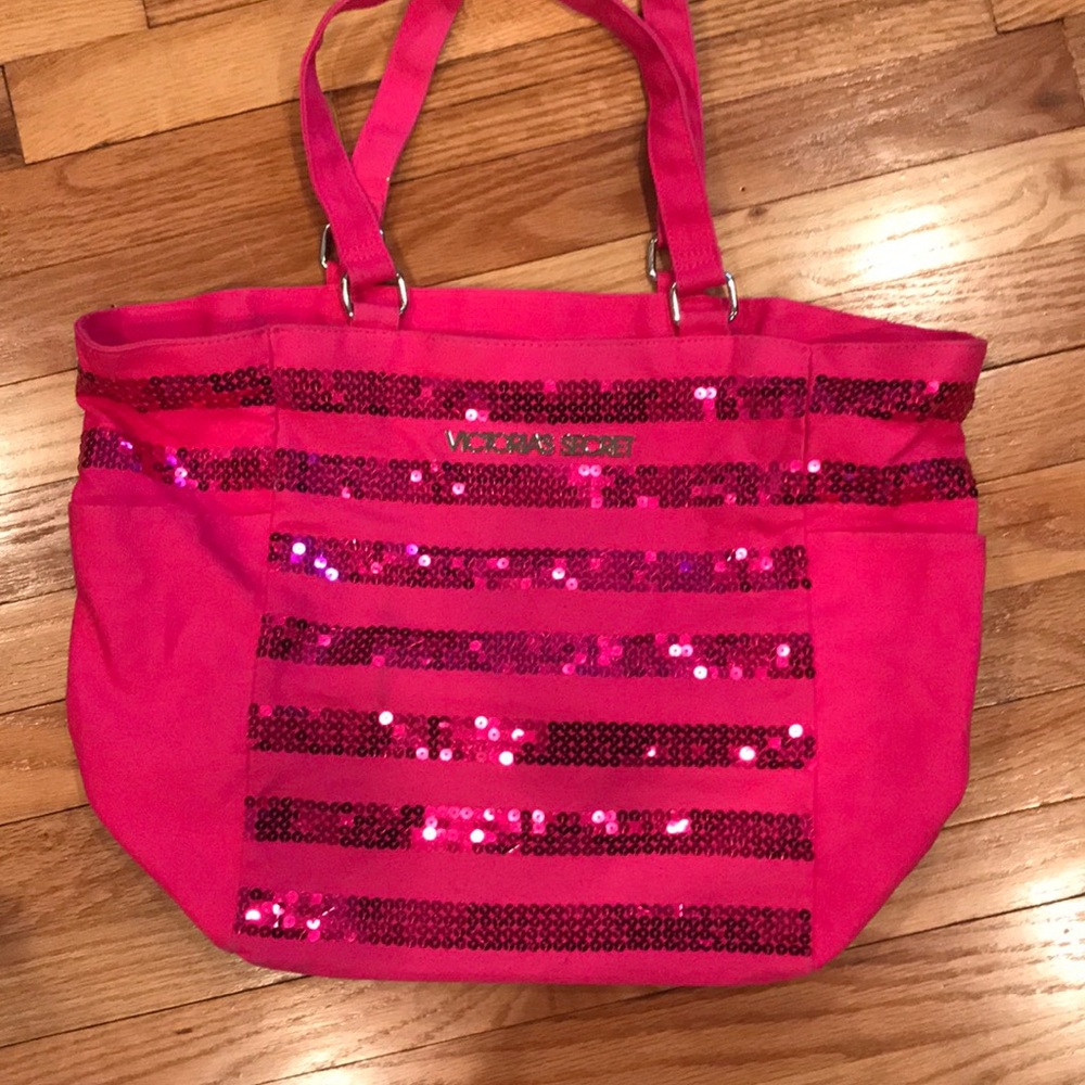 Victoria Secret tote bag uses like new